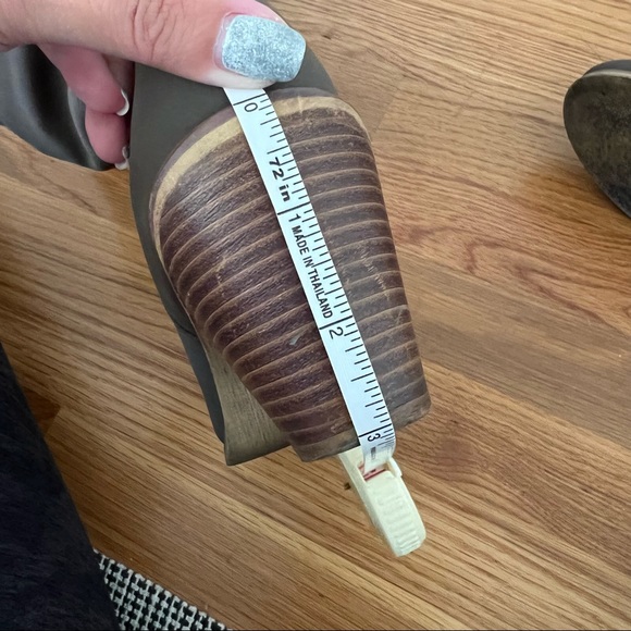 Just FAB Boots - Picture 9 of 10